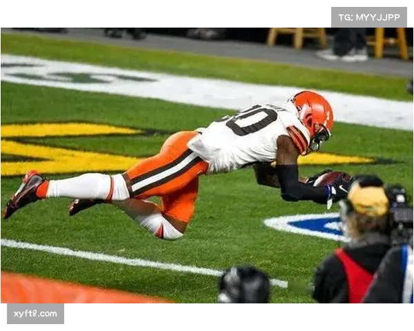 钢人主场击败布朗 下半场发力取赛季第四胜 钢人主场击败布朗 下半场发力取赛季第四胜